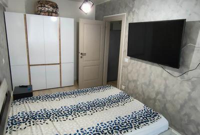 Apartament cu 2 camere semidecomandat, mobilat în Vișani