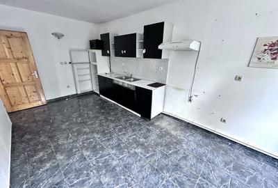 CASA DE INCHIRIAT I 4 CAMERE I 2 BAI I BUCATARIE I CETATE I NEMOBILATA - 6
