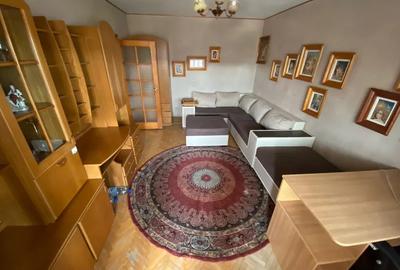 Apartament cu 2 camere decomandat, mobilat în Alexandru cel Bun