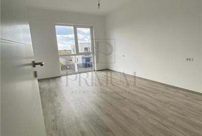 Apartament cu 3 camere decomandat în Torontalului