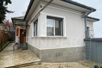 Inchiriere casa 4 camere, zona Centru/Andrei Muresanu - 1