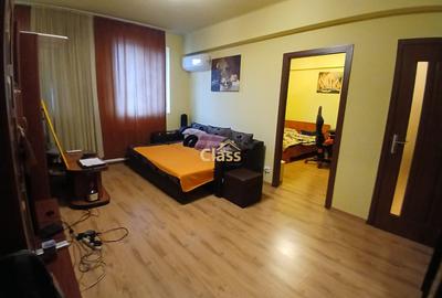 Apartament cu 2 camere semidecomandat, mobilat în Central