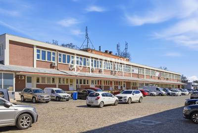 FALEZA NORD cladire multifunctionala 4600 mp cu acces din Bdul Mamaia! - 25