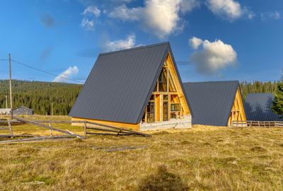 Cabana A-Frame, semifinisata, Smida - 1