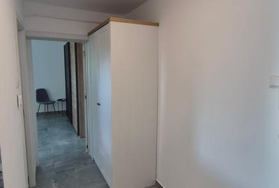 GARSONIERA RENOVATA - MOBILATA -BLOC ANVELOPAT TERMIC- AMPLASATA IDEAL - 44