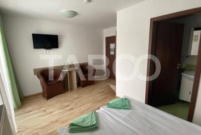Pensiune de vanzare 10 camere 10 bai 343 mp utili Paltinis Sibiu - 12