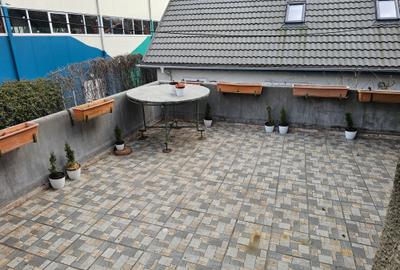 Vatra Luminoasa - 2 camere in vila, etaj 1/1 - terasa 20 mp, intabulare, 229000€ - 11