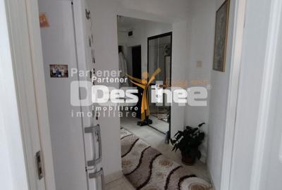 Apartament de vânzare 2 camere, decomandat, zona ultra centrală, semi / mobilat - 10