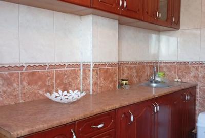 Apartament 3 camere central Buftea- 400 de euro, mobilat, utilat, loc parcare - 10
