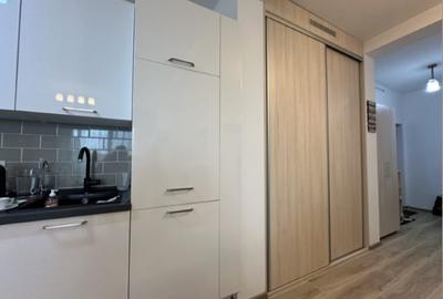 Apartament cu 2 camere semidecomandat, mobilat în Dumbrăvița