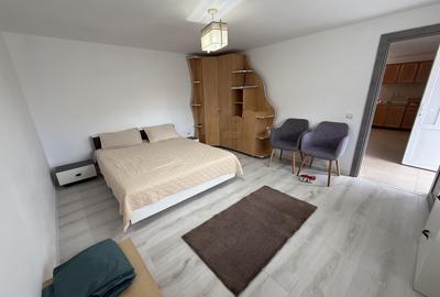 Exclusivitate !! Casa de închiriat 2 camere 48 mp în Dezmir zona centrală - 2