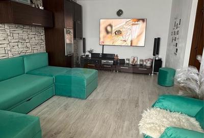 2 camere  ~ 58mp ~ 1980 ~  metrou 1 Decembrie - 1