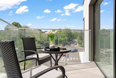 Apartament cu 3 camere decomandat, mobilat în Floreasca