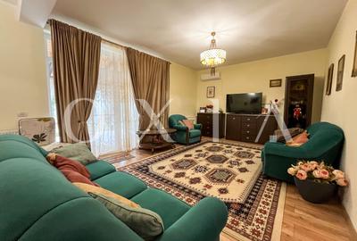 Casă cu 4 camere în Dumbrăvița