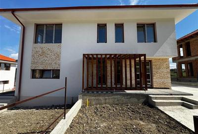 Casa Tip Duplex parter+etaj,120 mp utili,400 mp de teren, situata in Chinteni! - 6