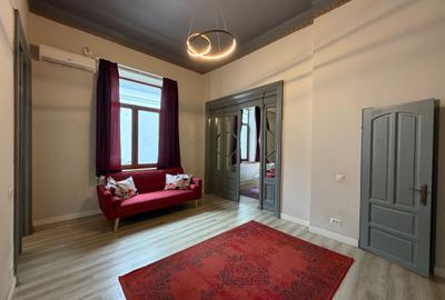 Universitate / Apartament Renovat cu o Arhitectura Art Deco / Centrala Proprie - 1