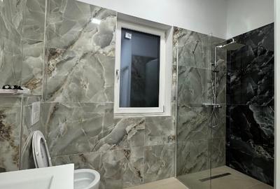 Proprietar, ofer spre inchiriere apartament cu 2 camere, in bloc nou - 12