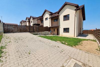 Casa tip duplex finisata, teren 380 mp, Dezmir zona str Criseni - 2