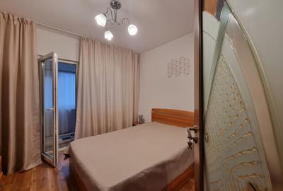 Ultracentral- 2 camere decomandate-doua balcoane- impecabil - 3
