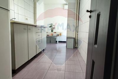 Apartament cu 2 camere de vânzare în zona Stefan cel Mare - 1