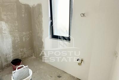 Duplex alipit cu 4 camere situat in vatra satului din Giroc - 14
