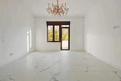 Apartament in zona Sinaia - Pretabil pentru birouri - 1