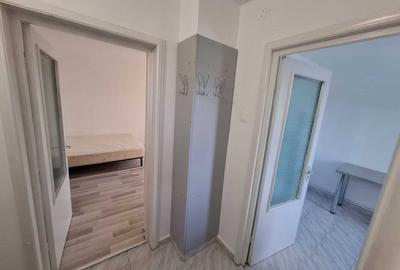 GARA ap.1 camere, decomandat, curat, renovat, mobilat si utilat, et.3/4! - 8