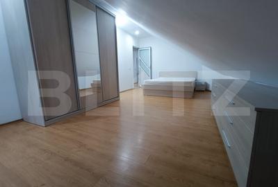 Apartament 3 camere, 100 mp, zona Nicolina - 4