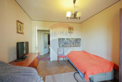 Apartament cu 4 camere de vânzare în zona Dacia - 9