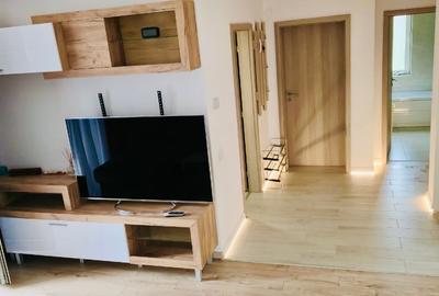 Proprietar inchiriez apartament complet mobilat si utilat, la prima chirie - 1