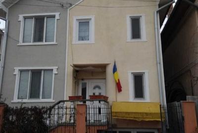 Chirie  Casa  Alba Iulia Cetate  6 incaperi, 4  bai - 4