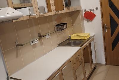Proprietar vand apart. 2 camere decomandat mobilat utilat Solstitiului 27 - 9