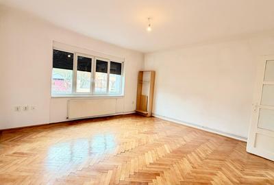 Apartament cu 2 camere semidecomandat în Andrei Mureșanu