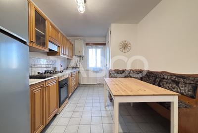 Apartament cu 3 camere decomandat, mobilat în Zorilor