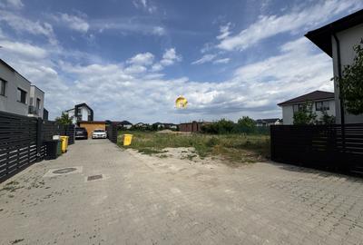 Teren 624mp + Drum - cu Autorizatie Vila cu Garaj Dublu - Otopeni Odaile - 2