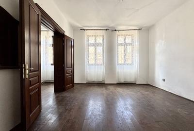 Casă cu farmec aparte, pentru locuit sau birouri,  zona Bălcescu - 3
