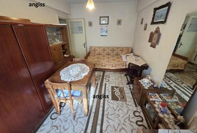 Apartament 3 camere str Isaccei PARTER INALT - 7