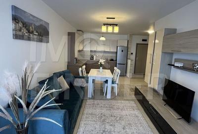 Apartament cu 3 camere decomandat, mobilat în Central