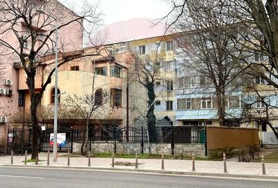 Casă cu 5 camere în Republica