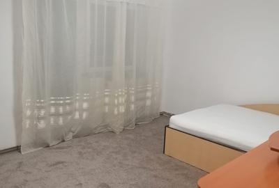 Apartament cu 3 camere decomandat în Mărăști