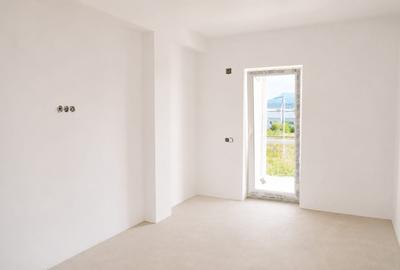 Locuință modernă cu lumină naturală, 2 balcoane și parcare inclusă - 8