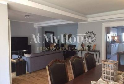 Duplex cu 7 camere în Iancu Nicolae