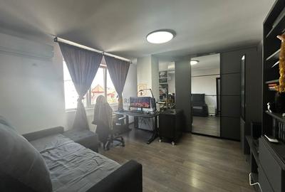 Apartament cu 2 camere decomandat, mobilat în Central