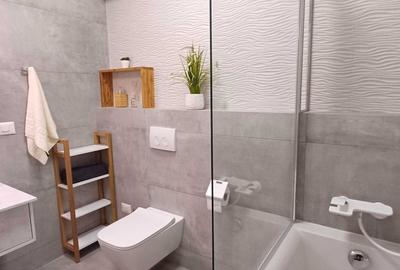 Apartament cu 2 camere semidecomandat, mobilat în Băneasa