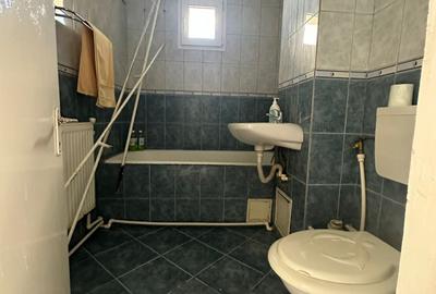 - Apartament 3 camere - 68mp, zona apropiata de Bariera Calarasilor. - 9
