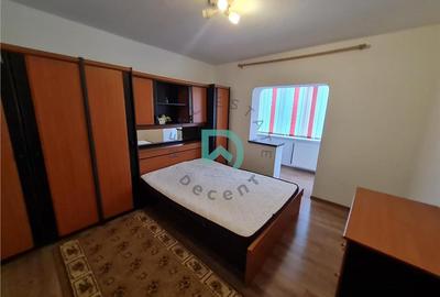 Apartament cu 2 camere decomandat, mobilat în Noua