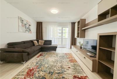 Apartament cu 2 camere decomandat în Tractorul