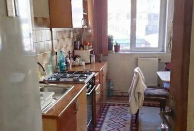 Apartament cu 2 camere semidecomandat în Micro 19