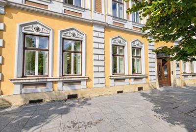 Birou, 56 mp în Ultracentral