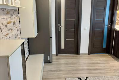 Apartament Modern și Luminos cu Terasă pe Strada Eroilor, Florești - 3